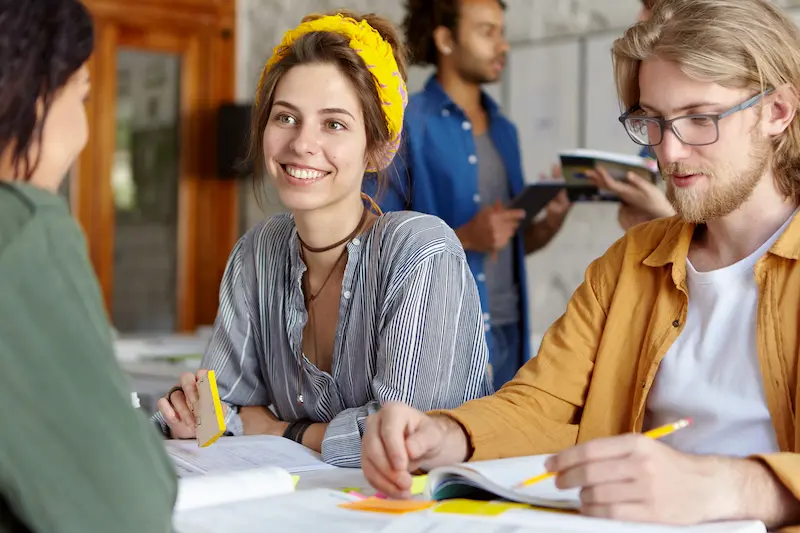 Choisir ses études avec l’IA : comment décider sans céder à la peur ?